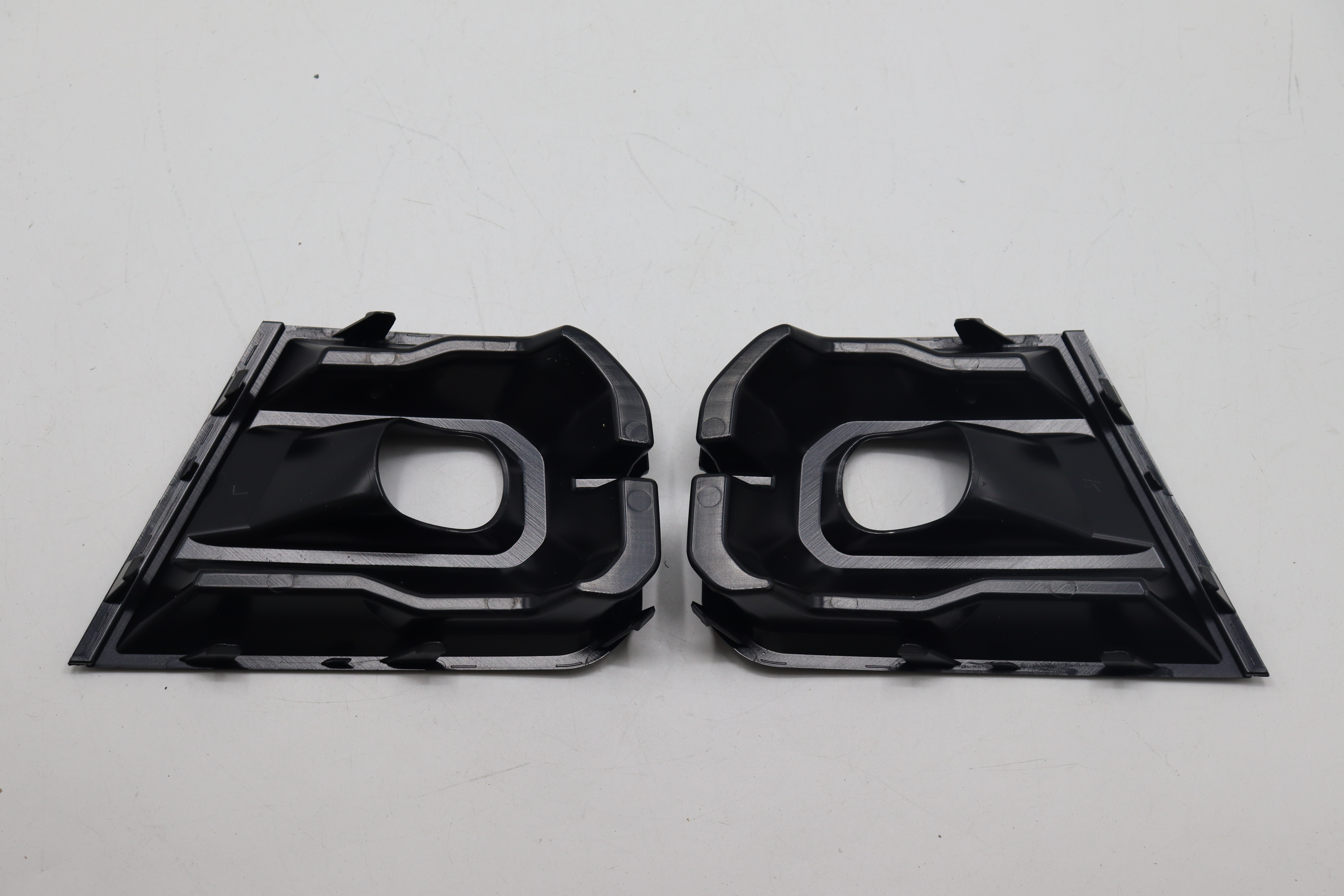 Tampa do farol de neblina preta Ford Ranger T9 GEN 2022