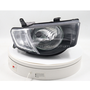 Phare Blanc pour Mitsubishi L200 Triton 2005