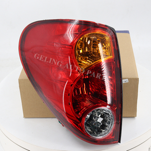 Feu Arri&egrave;re Rouge pour Mitsubishi L200 Triton 2005