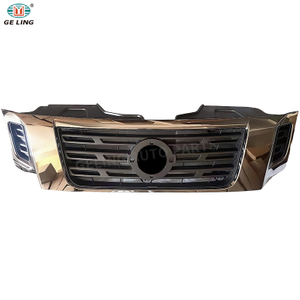 Calandre noire chrom&eacute;e pour Nissan Navara Np300 2015
