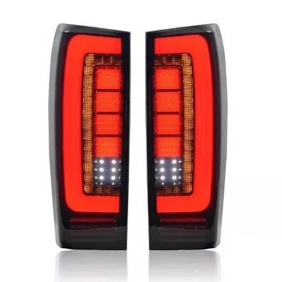 いすゞ Dmax 2017 2018 2019 用スモーク LED リアライト