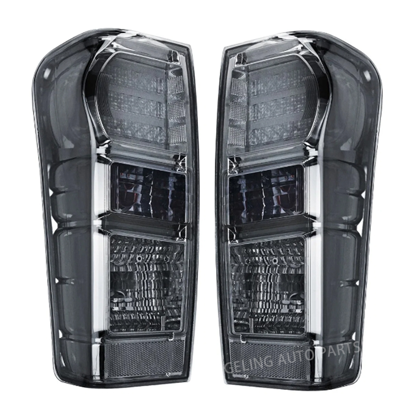 いすゞ Dmax 2014 用スモーク LED リアランプ