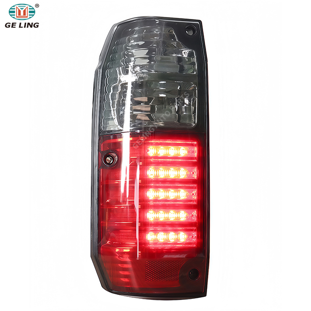 Feu arri&egrave;re LED pour Toyota Land Cruiser Fj75 LC70 LC75