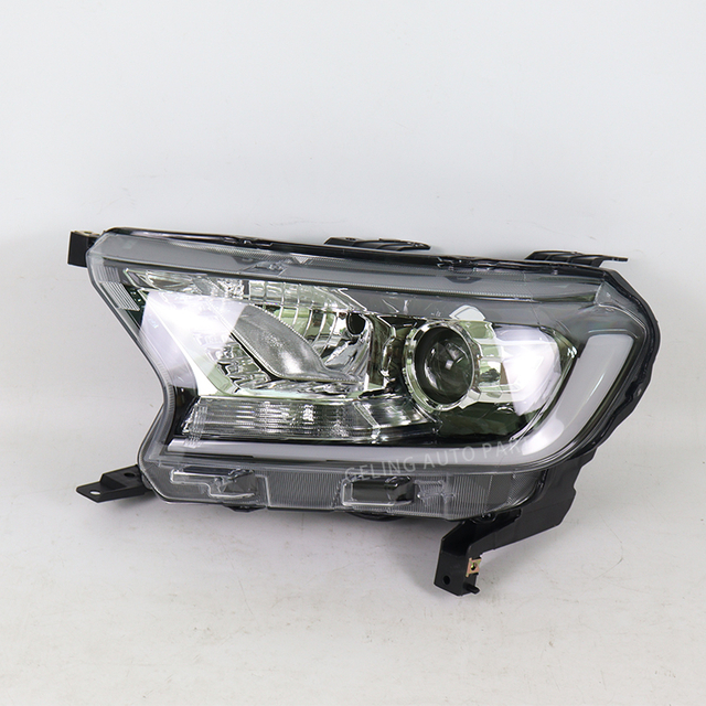 Farol branco para Ford Ranger 2014-2017