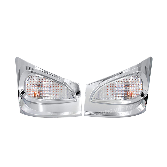 Cornice lampada angolare cromata per Isuzu 700p