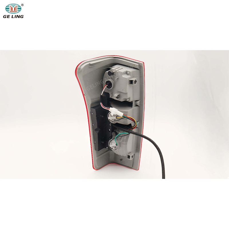 ไฟท้าย LED 8961253983 สำหรับ Isuzu Dmax 2014