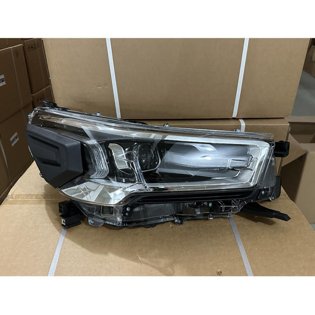 トヨタ ハイラックス ロッコ 2020 2022 用 LED ヘッドライト 