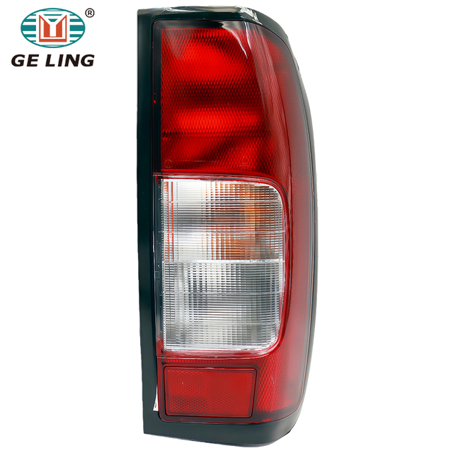 L&aacute;mpara autom&aacute;tica, luz trasera, luz trasera para Nissan D23