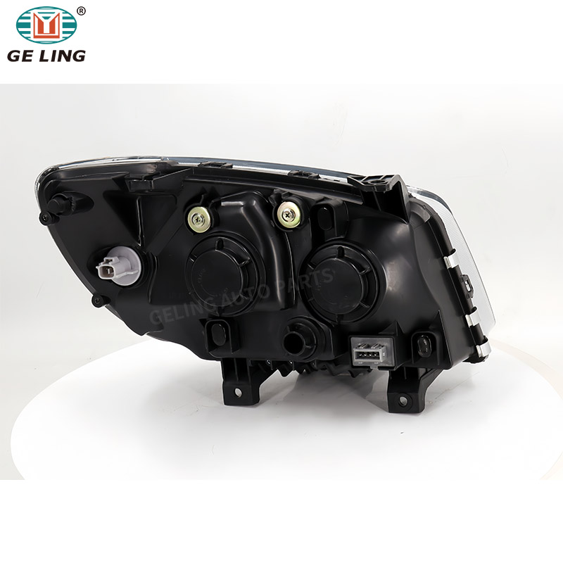 いすゞ JMC Baodian 用 LED ヘッドランプ