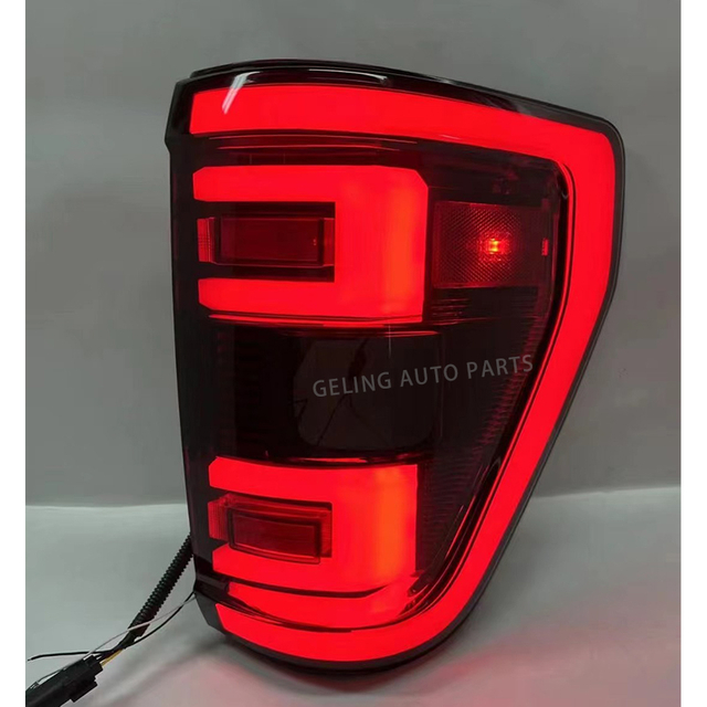 Fanale posteriore a LED fum&eacute; per Ford F150 2021-2022