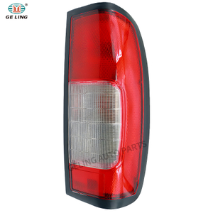 NISSAN D21 D22 i&ccedil;in Kuyruk Lambası 265502S425 265552S425