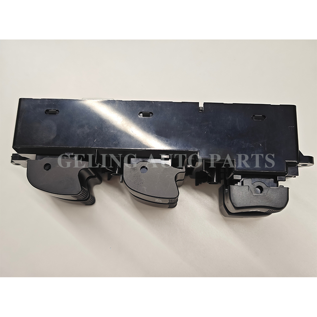 Isuzu Dmax 2020 &Ccedil;er&ccedil;eveli Cam Anahtarı 