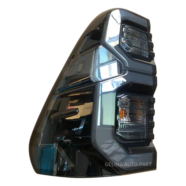 Lámpara trasera de humo para la luz trasera para Toyota Hilux Revo Rocco 2021