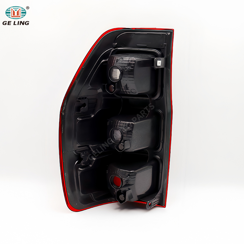 Feu arri&egrave;re rouge JB3Z13404G pour Ford Ranger 2012-2015