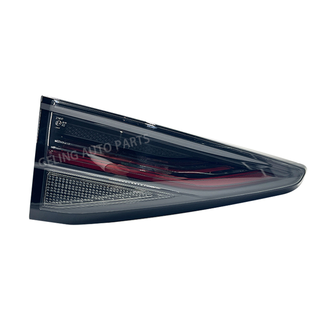 Lâmpada traseira LED 8978429920 8978429930 Para Isuzu Mux 2023 2024