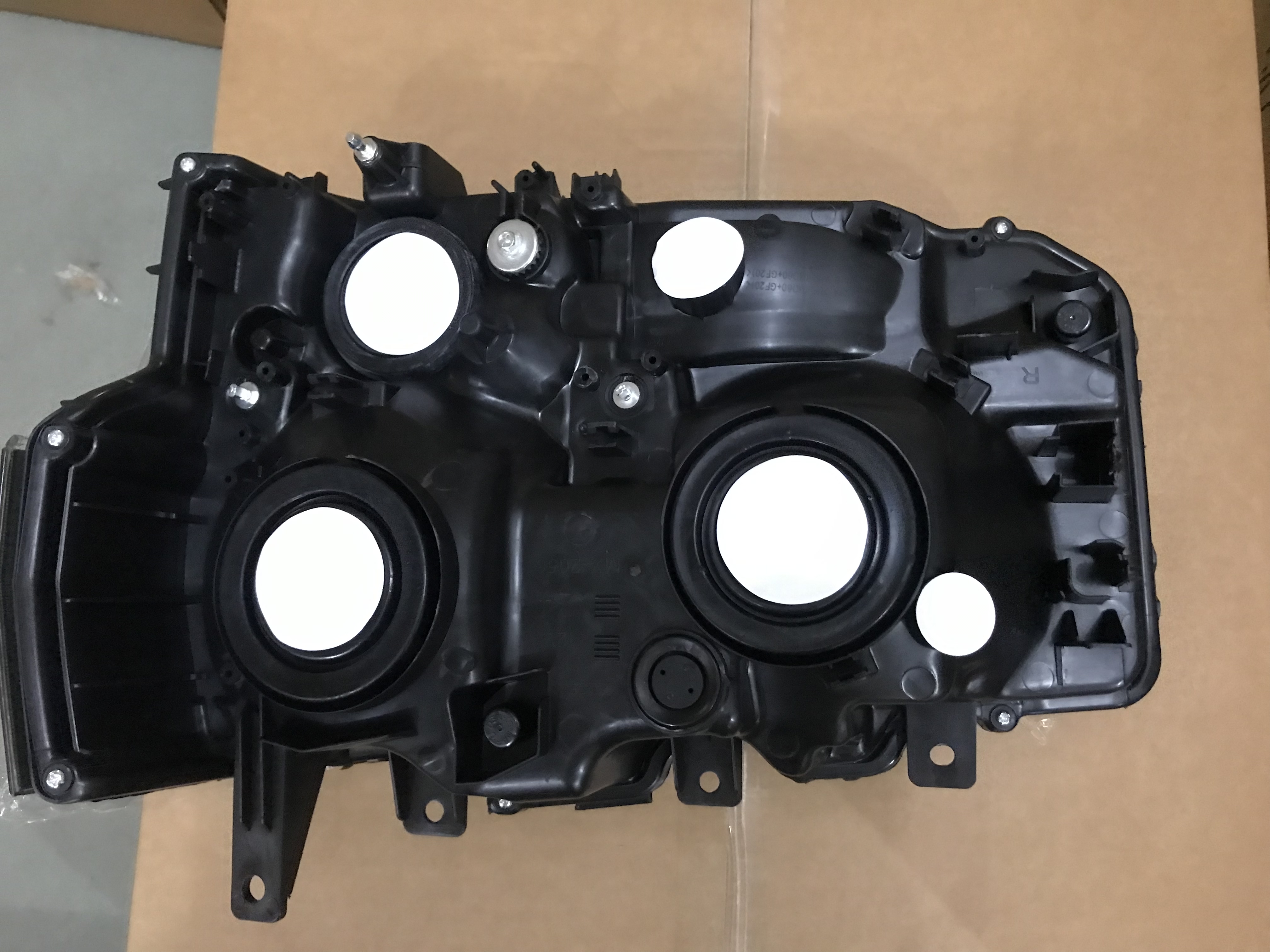 Faro Para Toyota Coaster 2018