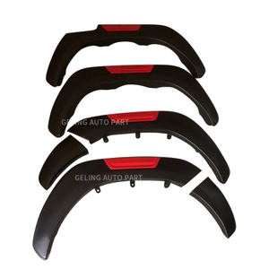 トヨタ ハイラックス Revo 2021 用赤い外装ホイール眉毛アーチ フェンダー