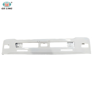 Pare-chocs avant chrom&eacute; ou blanc pour Isuzu Frr 210 Fvz 280 FTR / FVM / FVR / FVD / FVZ