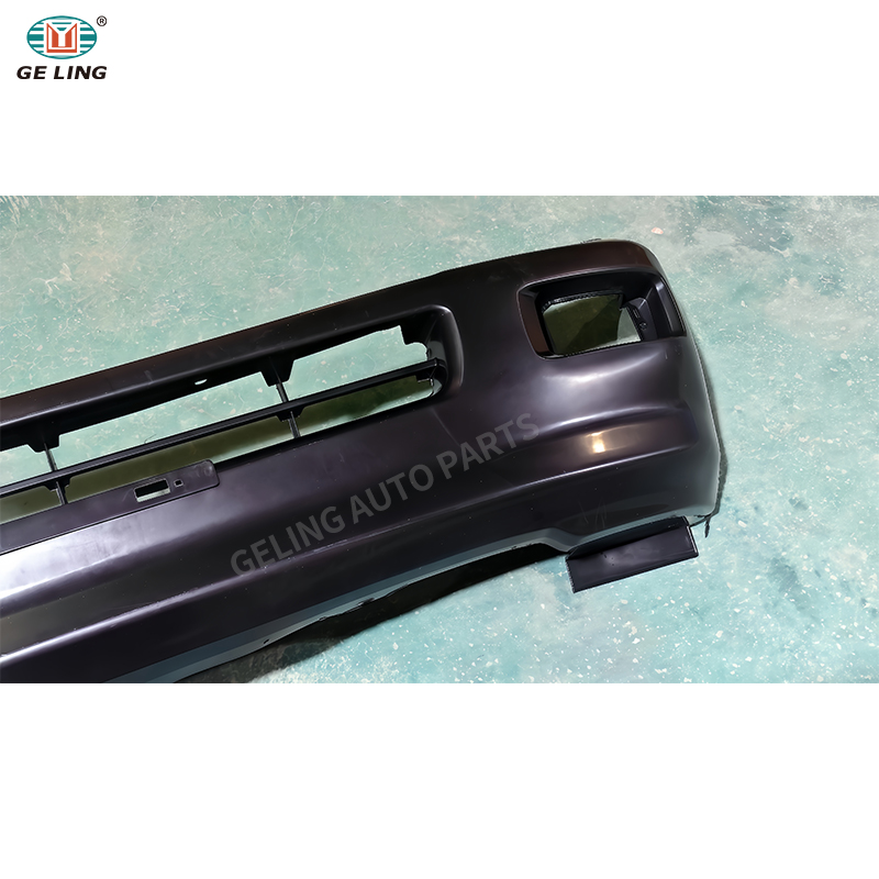 กันชนหน้าสีดำพร้อม OE 894434586 สำหรับ Isuzu D-max Dmax 2002